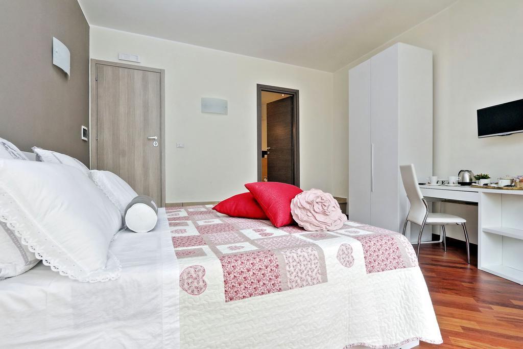 San Pietro Stazione Guesthouse Řím Exteriér fotografie