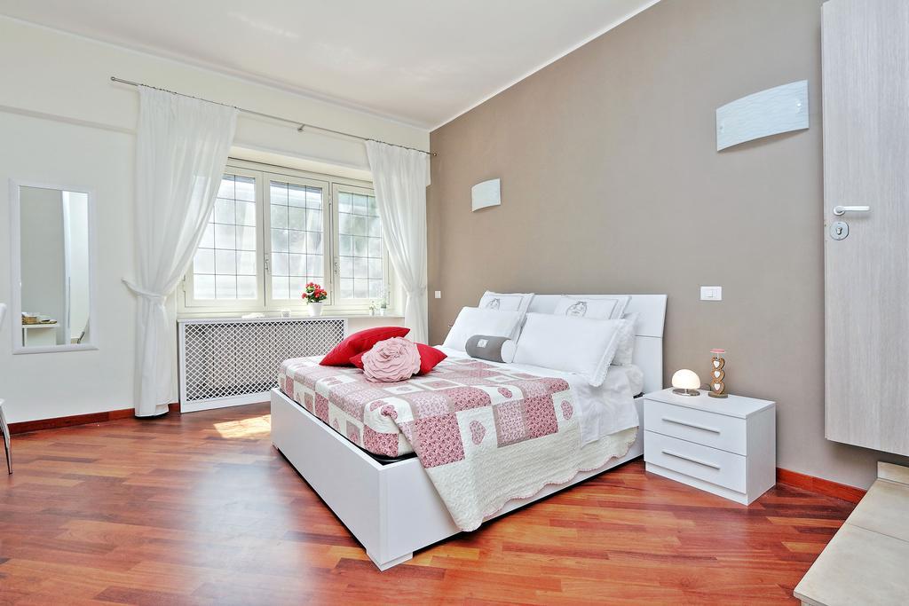 San Pietro Stazione Guesthouse Řím Pokoj fotografie