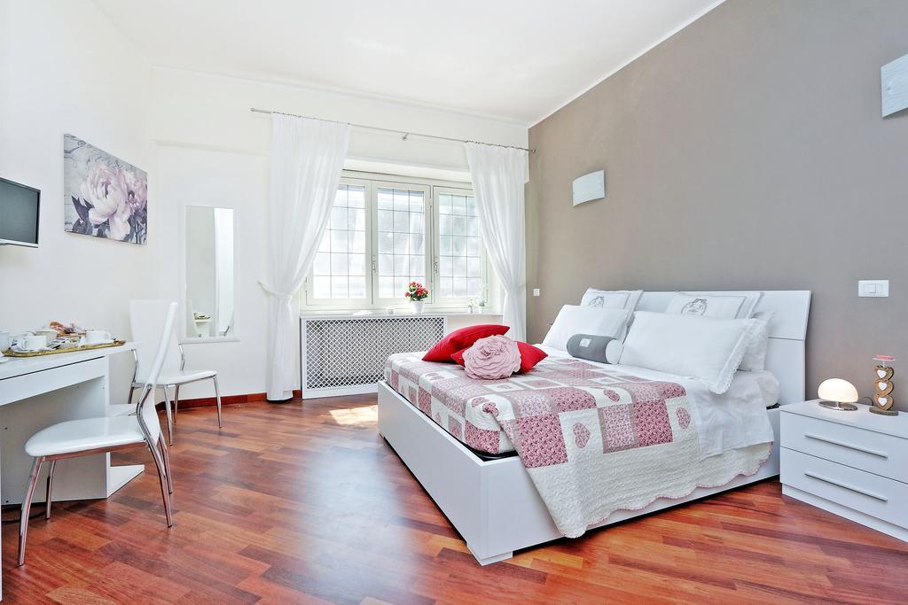 San Pietro Stazione Guesthouse Řím Pokoj fotografie