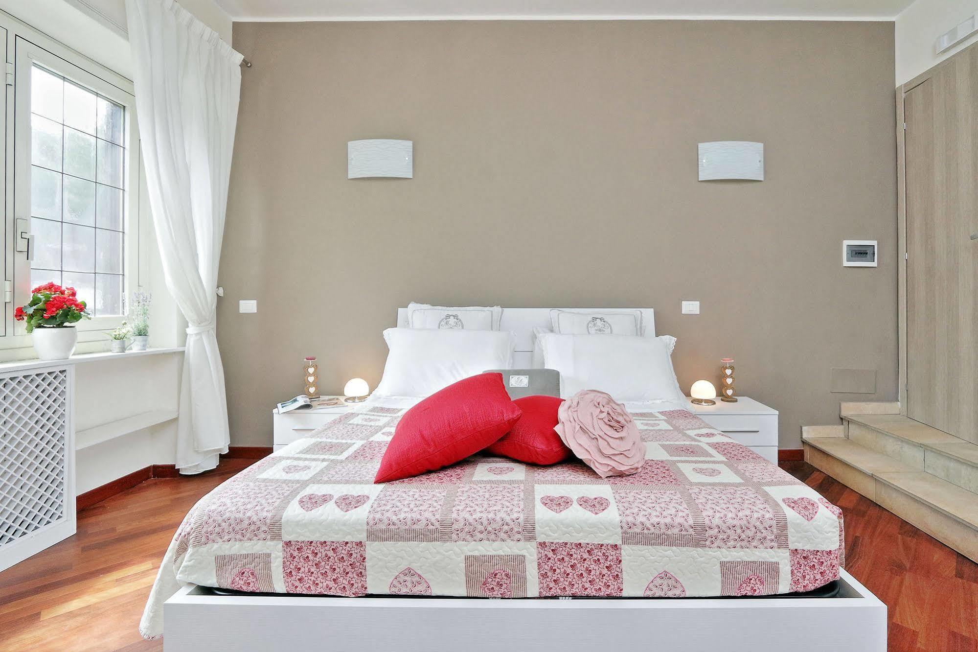 San Pietro Stazione Guesthouse Řím Exteriér fotografie