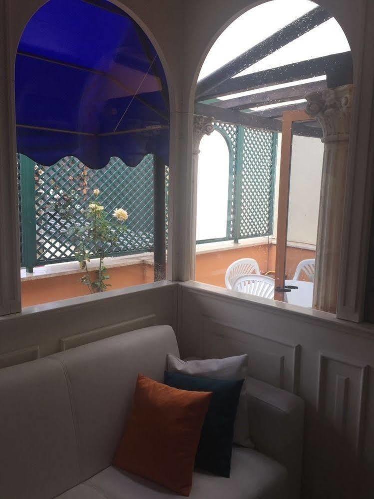 San Pietro Stazione Guesthouse Řím Exteriér fotografie
